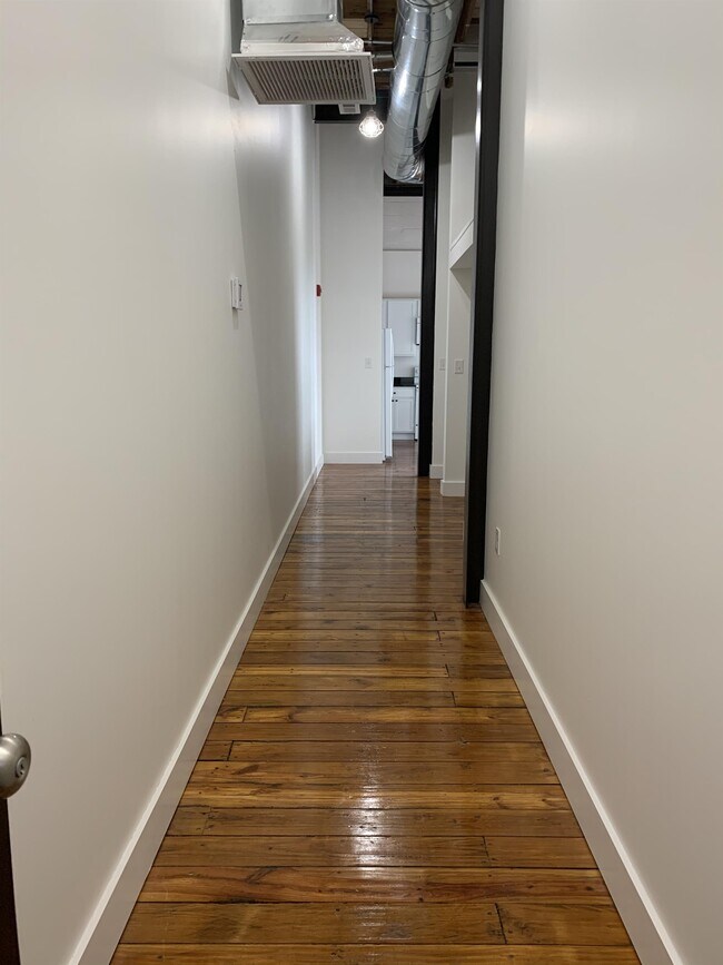 Foto del edificio - 240 1st St NE