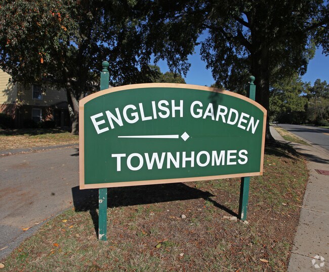 English Garden Townhomes Apartments Charlotte Nc Building Photo English Garden Townhomes
