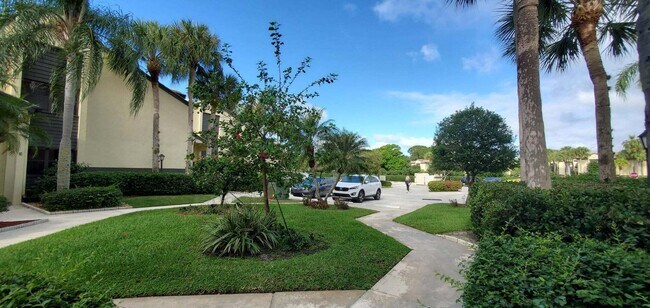 Foto del edificio - 3960 SW Greenwood Way