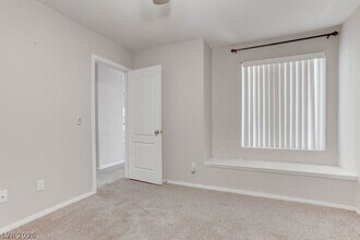 Building Photo - 9325 W Desert Inn Rd