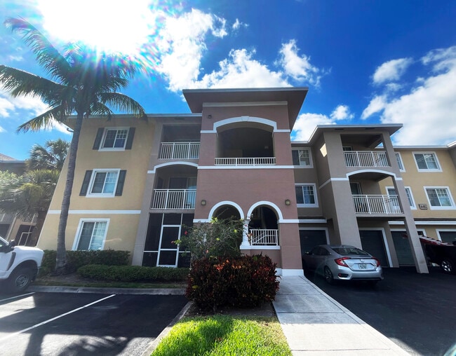 Building Photo - 6482 Emerald Dunes Dr