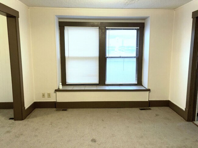 Foto del edificio - 2-Bed, 1-Bath Bungalow