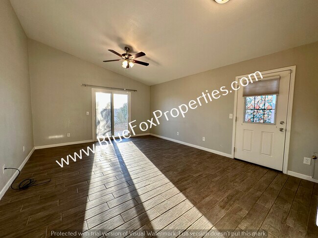Foto del edificio - 13201 N Classic Overlook Ct