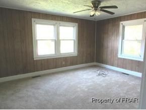 Building Photo - 2 br, 1 bath House - 221 Oakland Drive