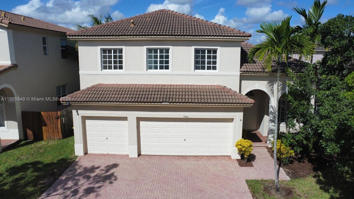Foto principal - 1464 NE 40th Rd