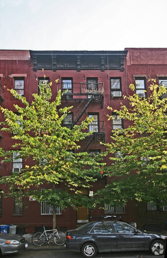 Primary Photo - 419 E 114th St