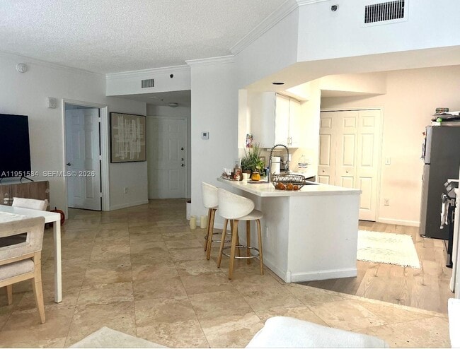 Foto del edificio - 3245 NE 184th St