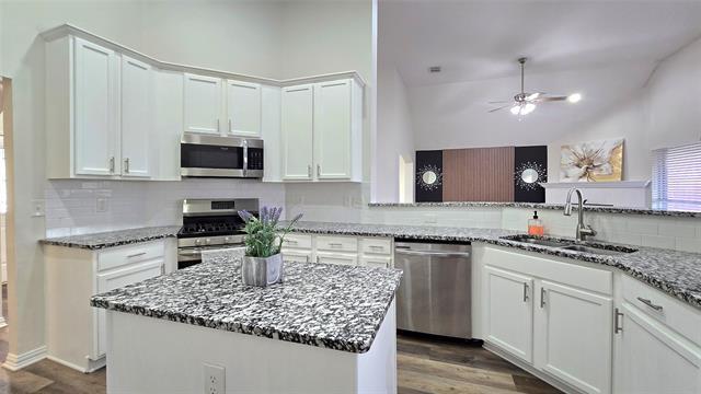 Building Photo - 6229 St Leonard Dr