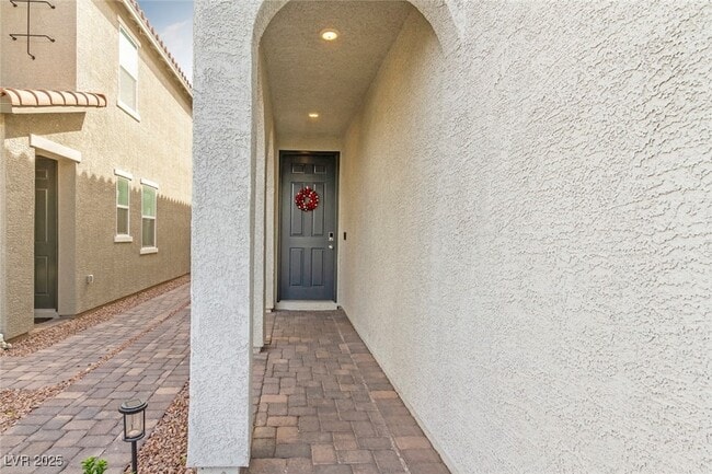 Foto del edificio - 5161 Birchland Mnr Ave
