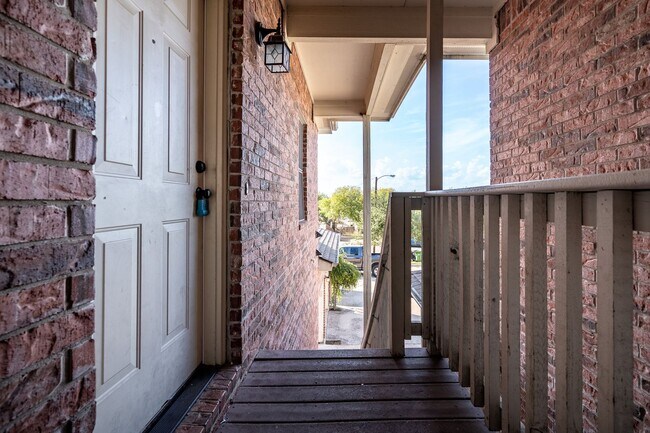 Foto del edificio - 311 Rawhide Loop