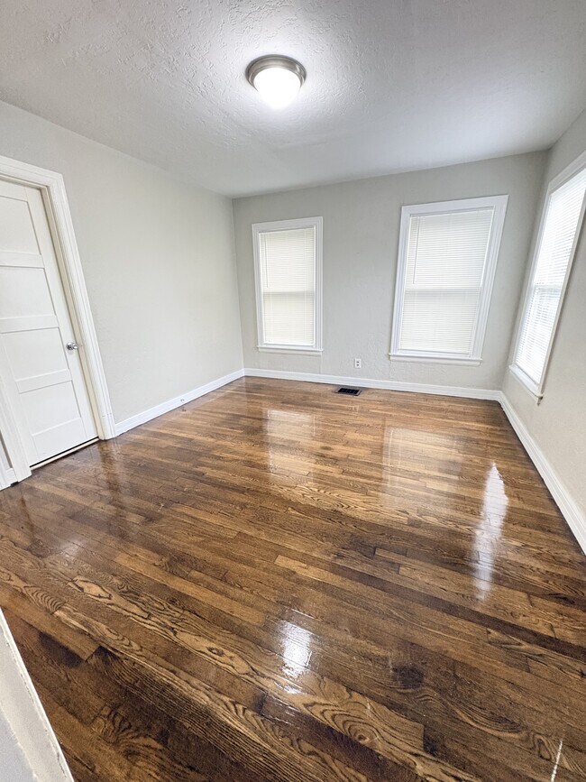 Foto del edificio - 1718 8th St