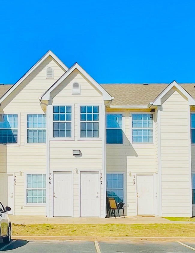 Building Photo - Sycamore Landing Apartments