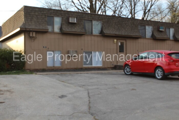 Primary Photo - 2095 5th Ave