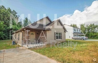 Building Photo - 2126 Brooks Ave