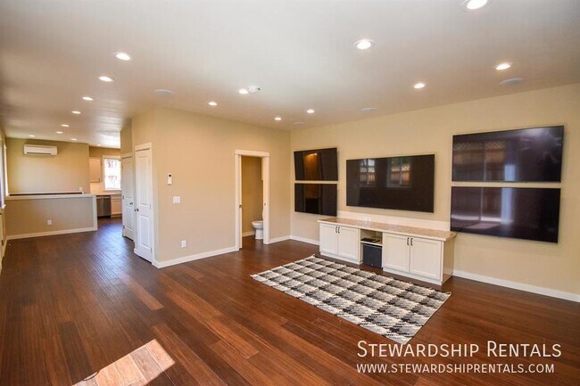 Foto del edificio - 1797 Mill Alley