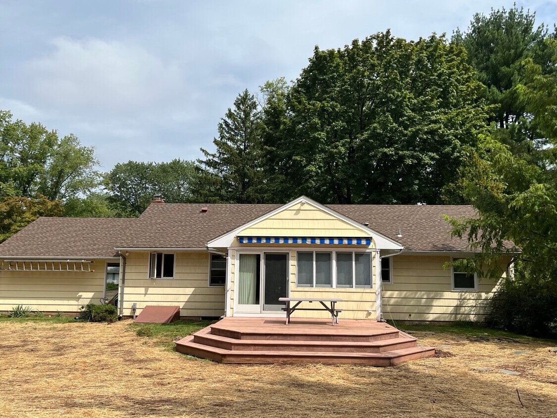 22 Morningside Dr, Pennington, NJ 08534 House Rental in Pennington