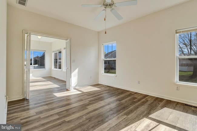 Building Photo - 145 Barksdale Ct