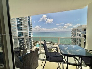 Building Photo - 3505 S Ocean Dr