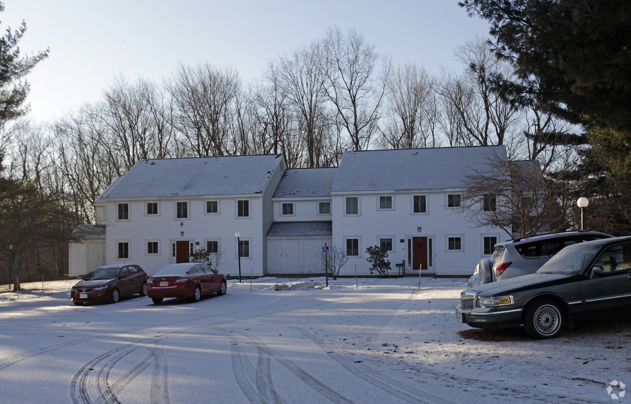 Building Photo - Pepperell Meadows