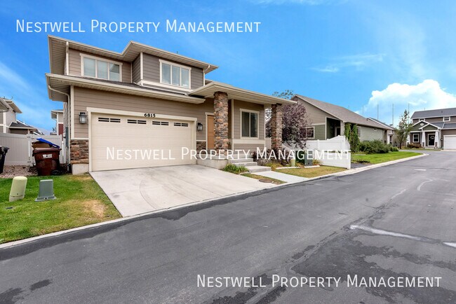 Foto del edificio - 6815 Castle Point Ln
