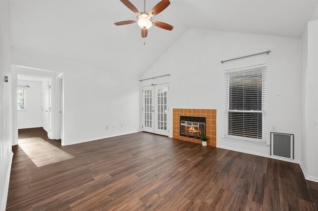 Foto del edificio - 12329 Limerick Ave