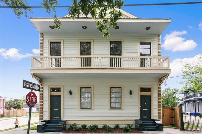 French Quarter Houses for Rent with High Ceilings - New Orleans, LA