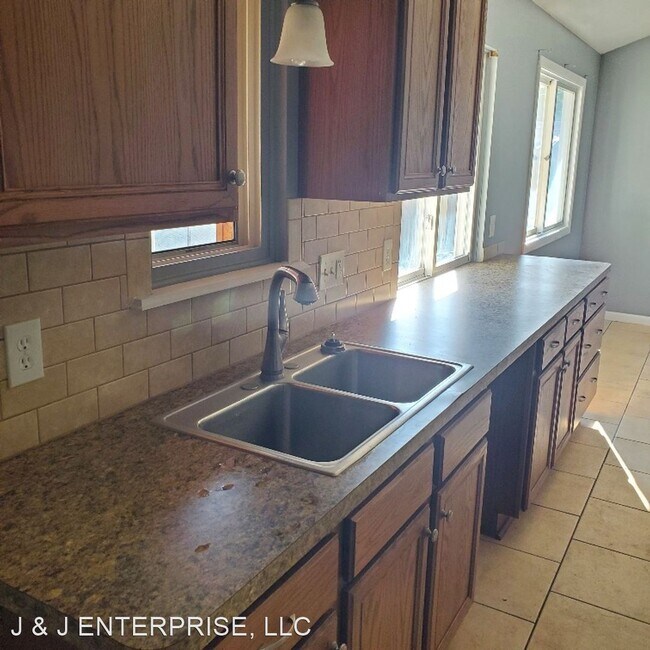 Building Photo - 3 br, 2 bath House - 4138 HOLL ROAD