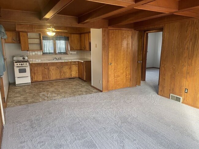 Foto del edificio - 839 1st St NE