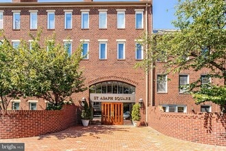 Building Photo - 801 S Pitt St