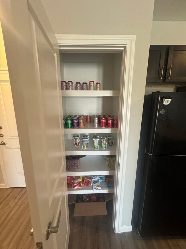 Photo - 4505 Vintage Blvd Apartment