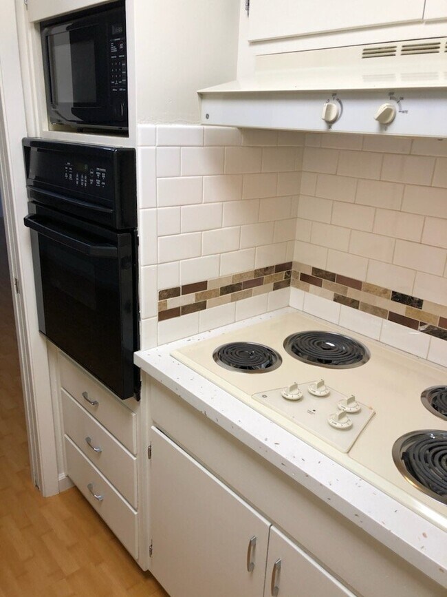 Foto del edificio - 1405 Oak Grove Ave