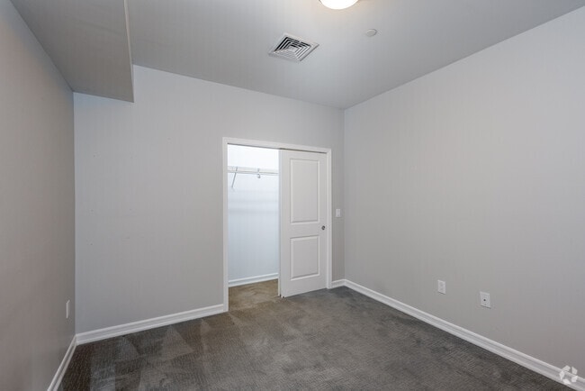 1BR, 1BA - 540SF - Bedroom/Closet - The Bradford