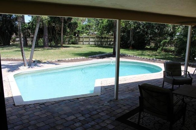 Building Photo - 1221 SW 4th Street, Boca Raton, FL, 33486