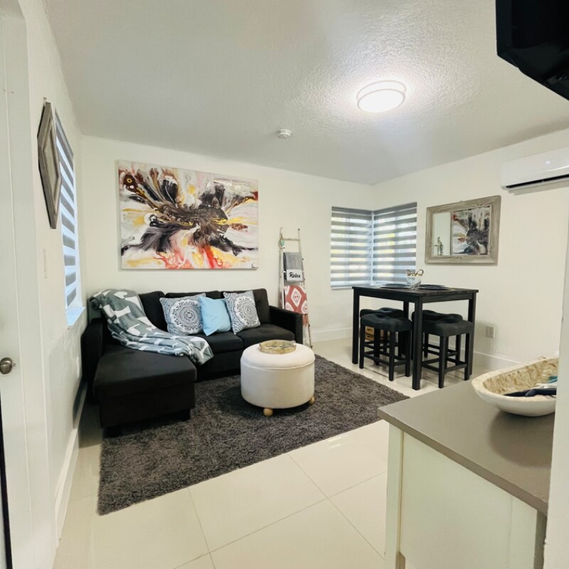 Foto principal - 17120 NE 4th Ct