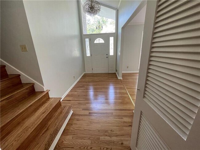 Foto del edificio - 1518 High Haven Ct NE