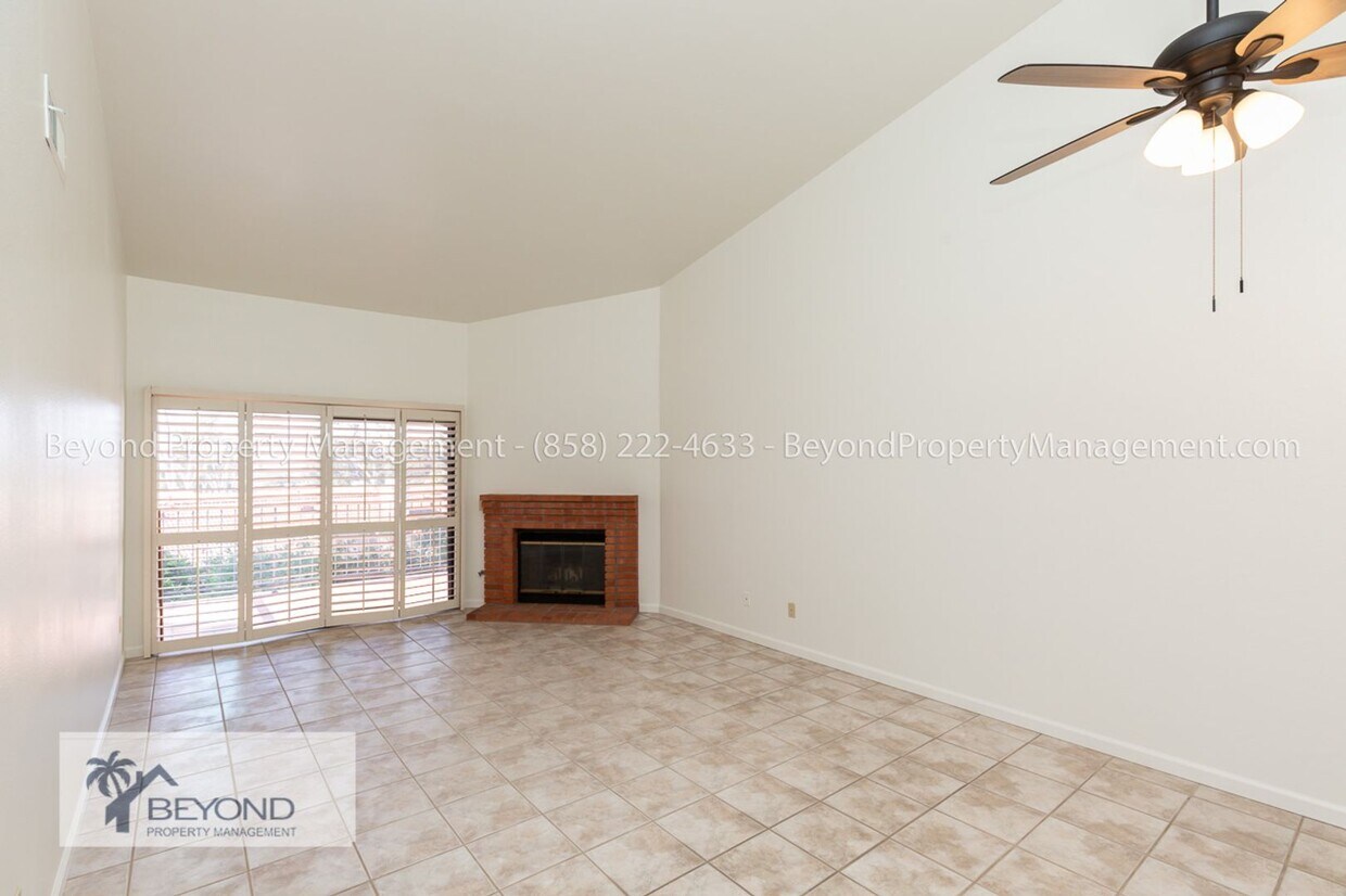 Foto principal - **CALAVERA HILLS IN CARLSBAD**3 BED/2 BATH...
