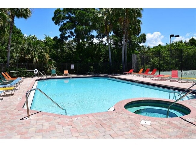 Building Photo - 569 Vallance Way NE