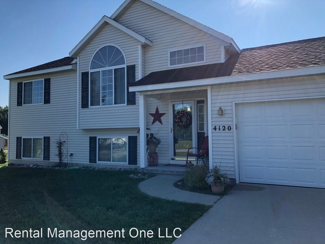 Primary Photo - 3 br, 2 bath House - 4120 Harr Dr