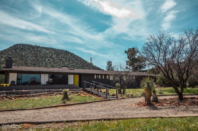 Building Photo - 3 br, 2 bath House - 295 ARABIAN DRIVE