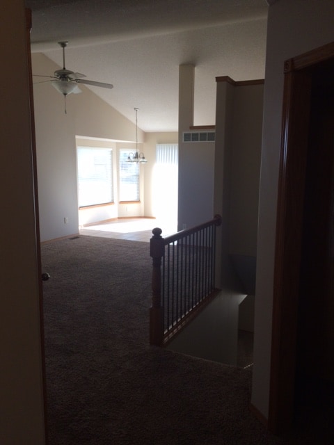 Building Photo - 6015 E Ironhorse Cir