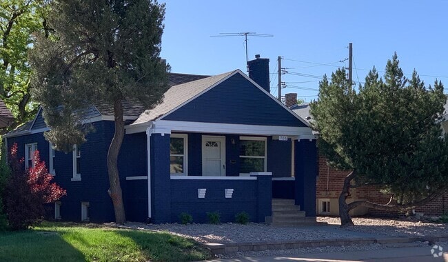Building Photo - 706 S Lincoln St