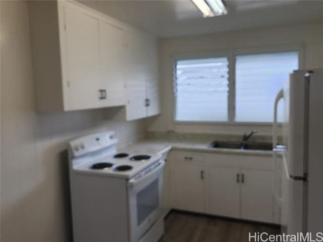 Building Photo - 235 Naone St