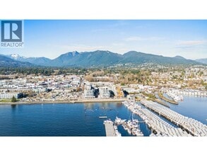 Building Photo - 755 Harbourside Dr