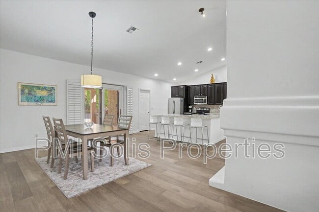 Foto del edificio - 10198 E San Salvador Dr