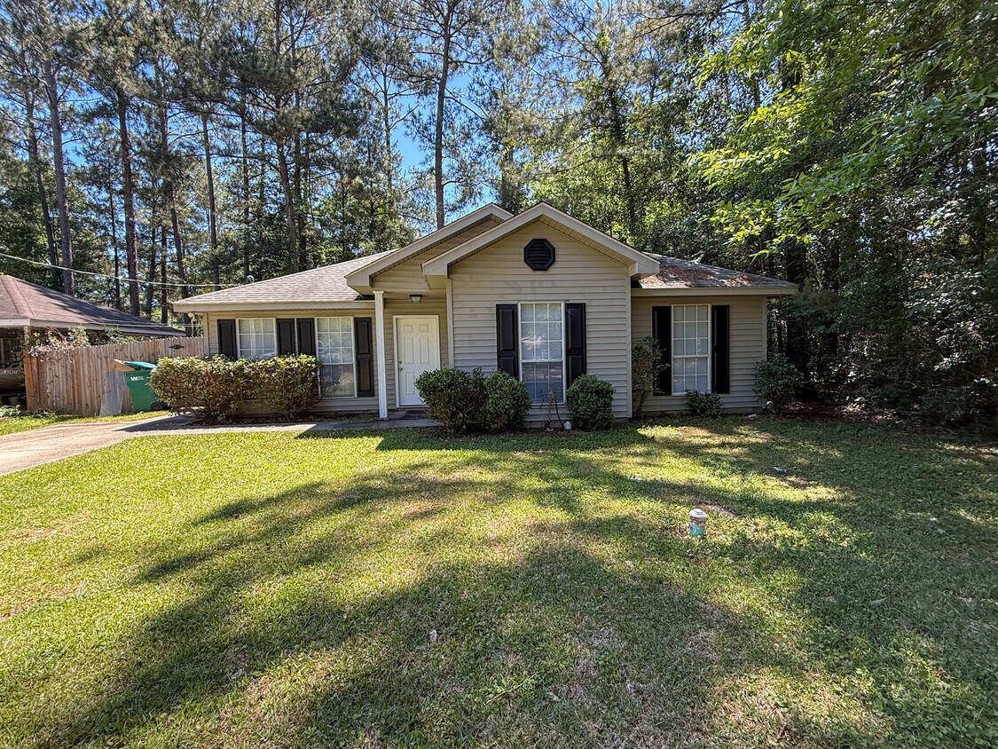 Foto principal - 70244 6th St