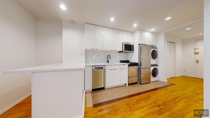 Primary Photo - 3 bedroom in Manhattan NY 10003