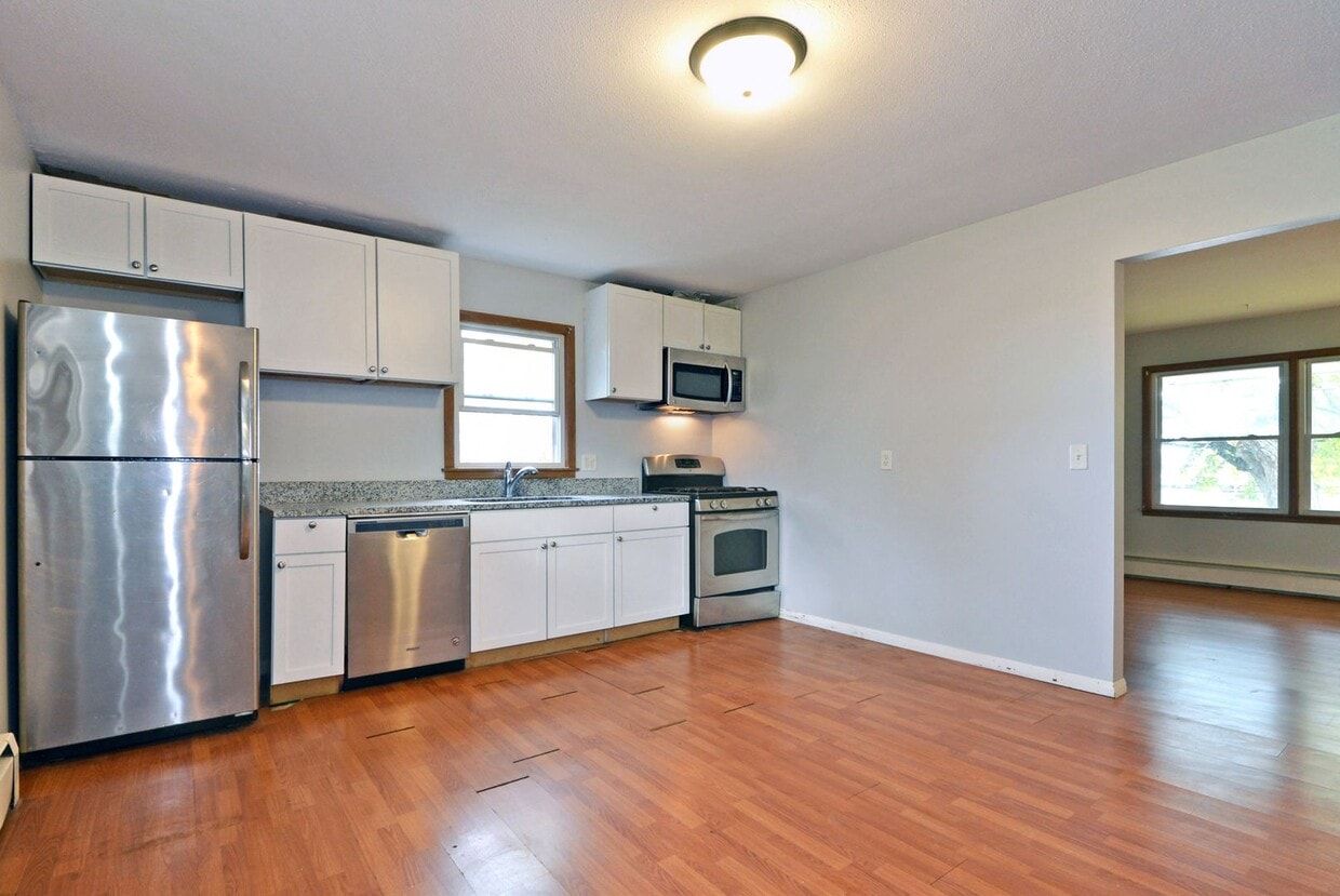 Primary Photo - 2 Bed | 2 Bath W/ Garage in Heart of Colum...