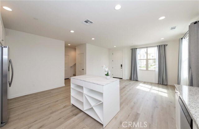 Foto del edificio - 352 Sunrise Ln