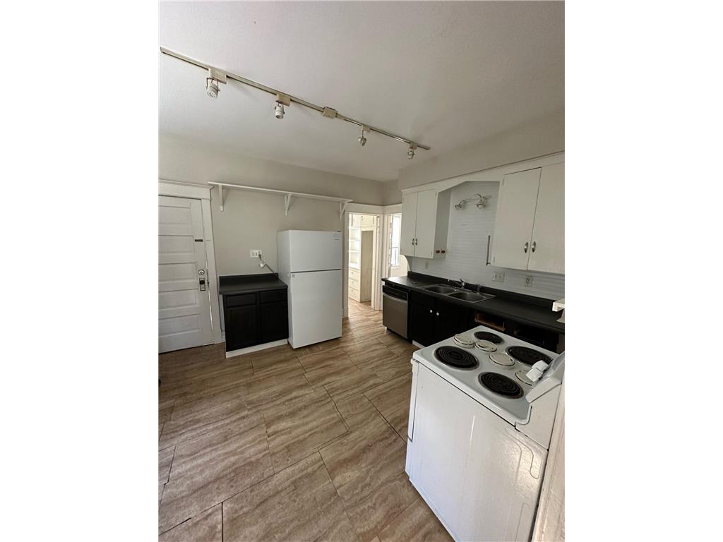 2752 Wellington St, Duluth, MN 55806 Townhome Rentals in Duluth MN