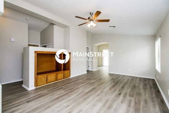 Foto del edificio - 3 Bedroom Pet-Friendly Home in PHOENIX, AZ with Main Street Renewal